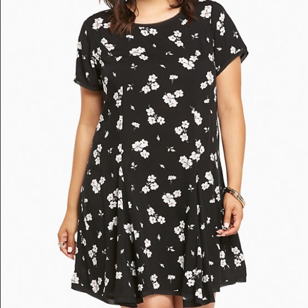 Torrid Black Floral Challis Fringe Tee Dress